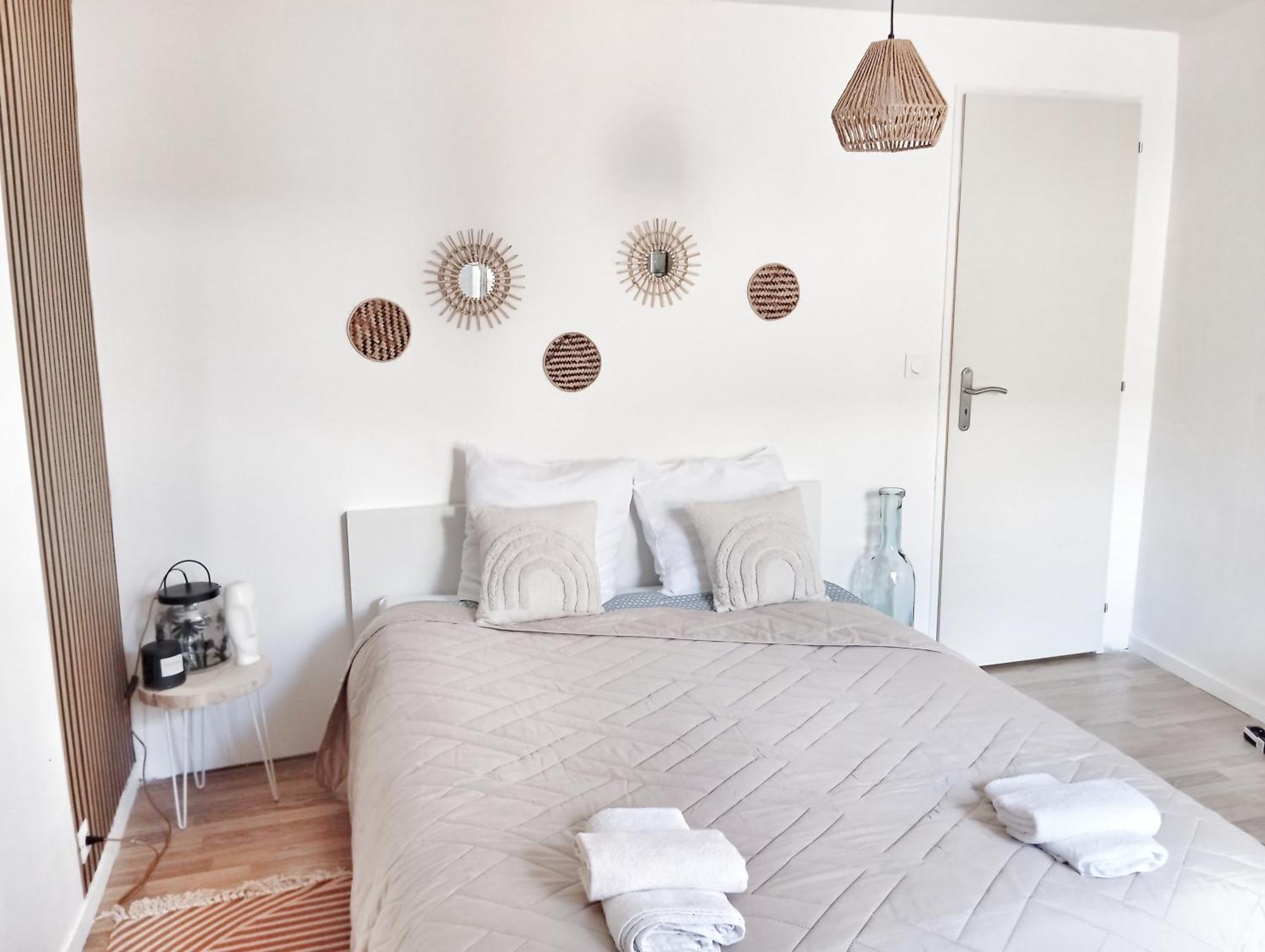 Rooms Home Csm Suites Privees Entre Paris Et Reims Charly-sur-Marne Exteriér fotografie